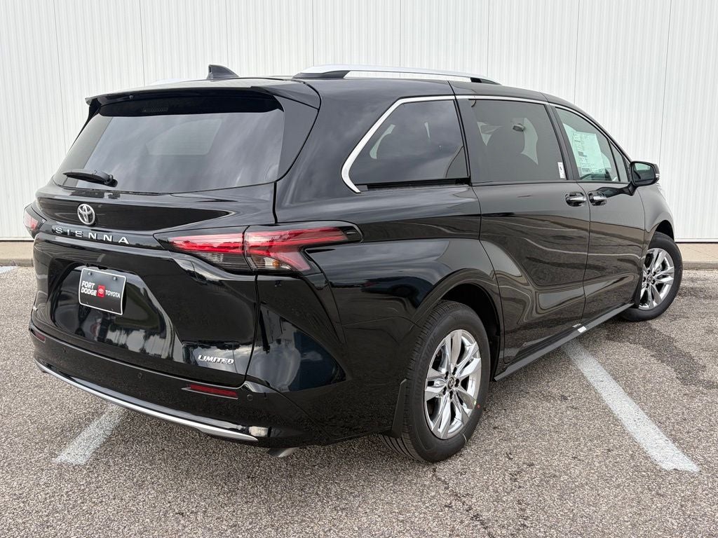 2026 Toyota Sienna Limited 7 Passenger