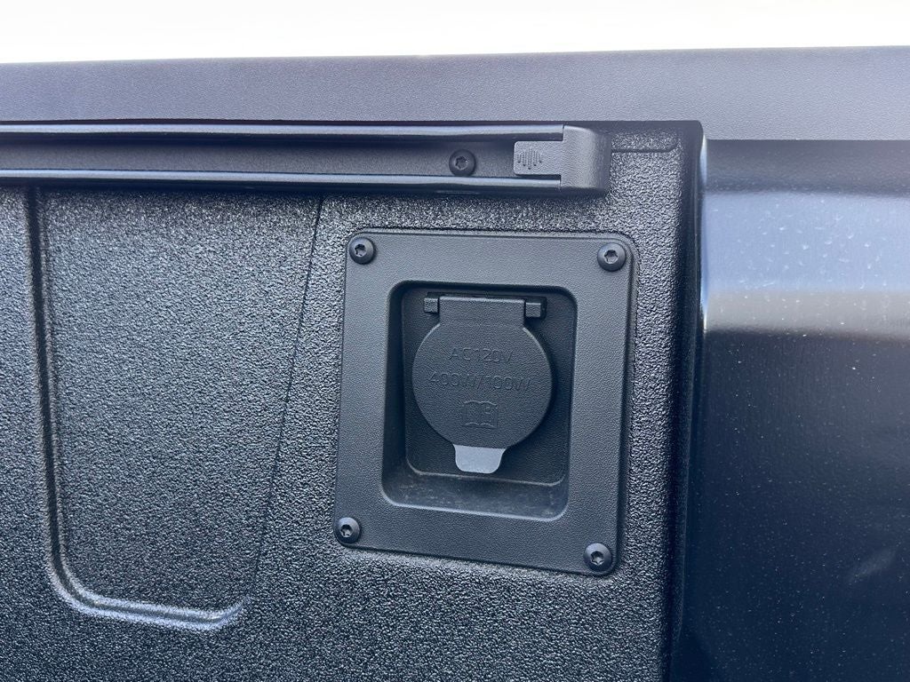 2026 Toyota Tundra Hybrid Platinum