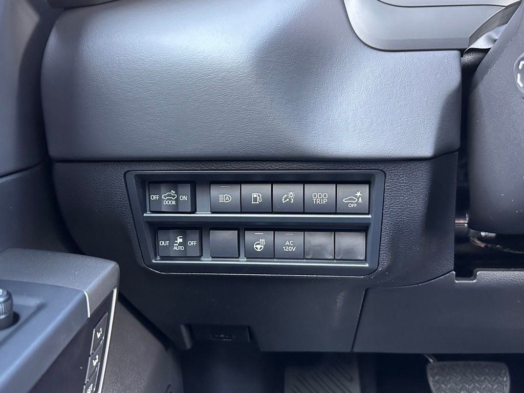 2026 Toyota Tundra Hybrid Platinum