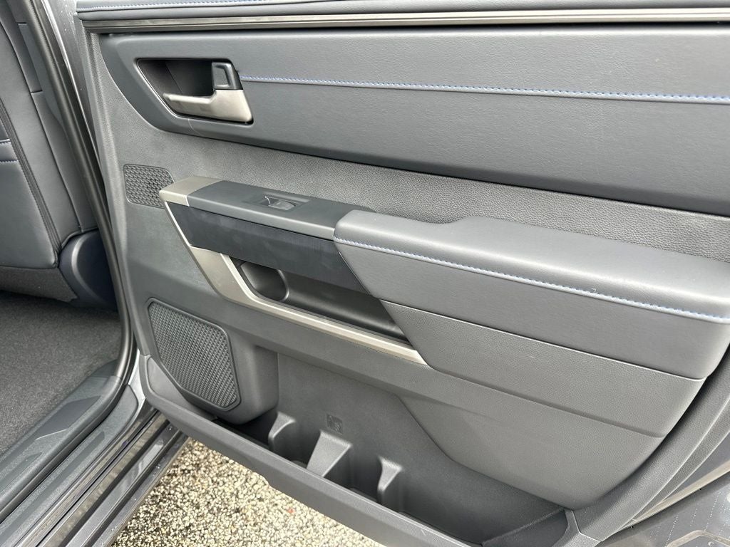 2026 Toyota Tundra Hybrid Platinum