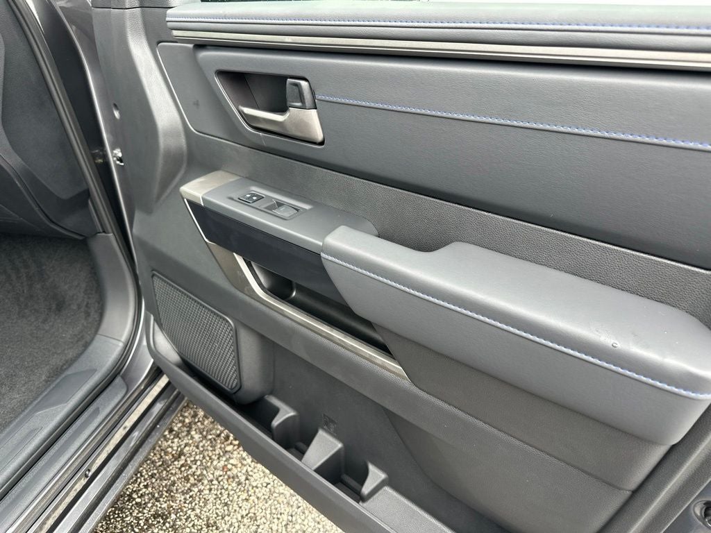 2026 Toyota Tundra Hybrid Platinum