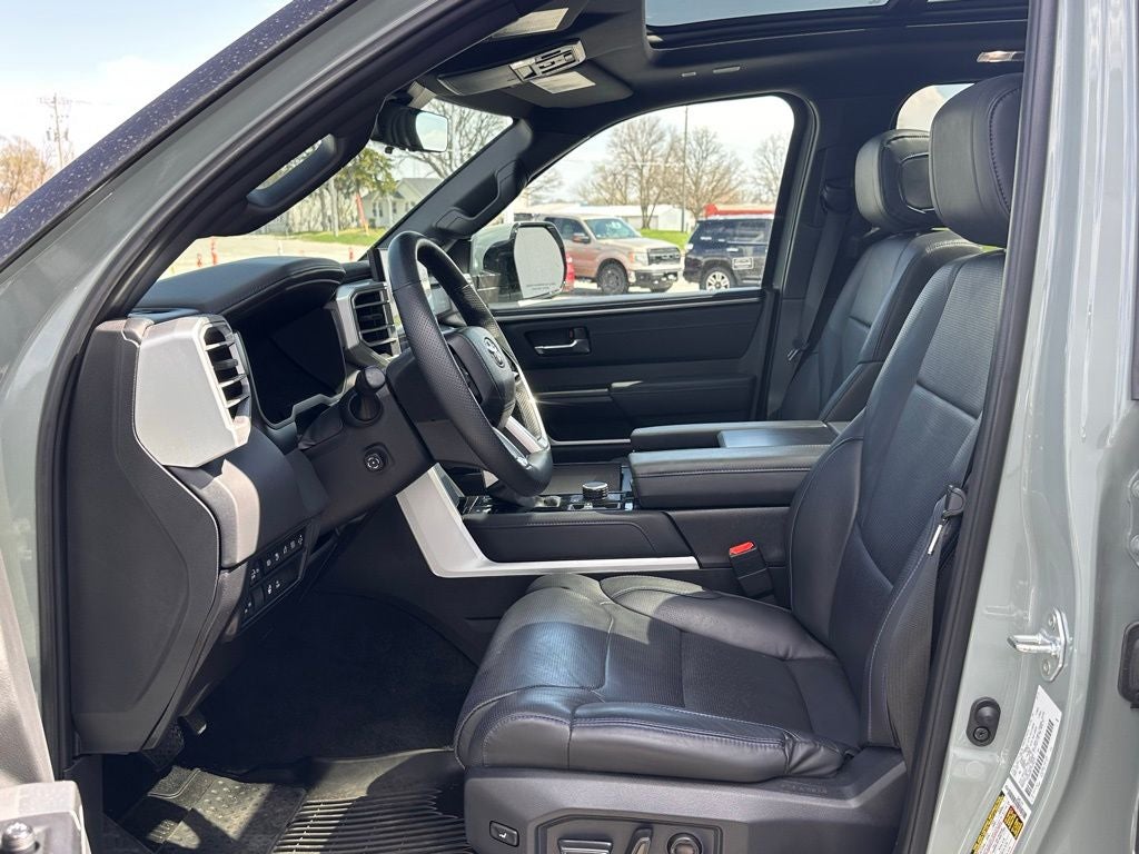 2024 Toyota Sequoia Platinum Hybrid