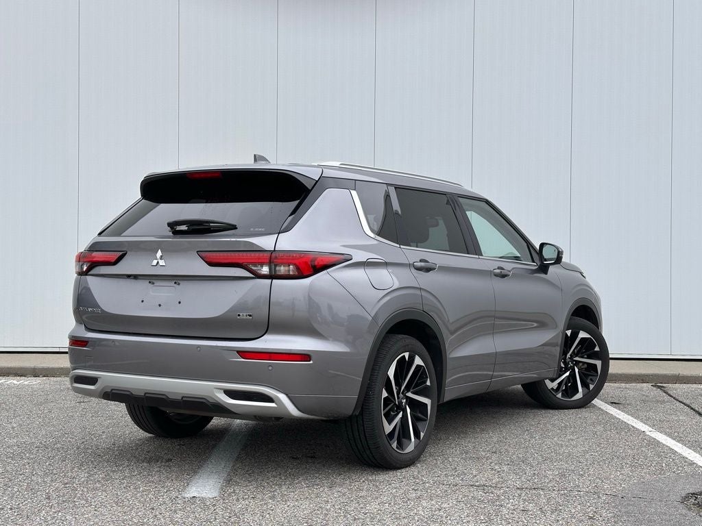 2022 Mitsubishi Outlander SEL