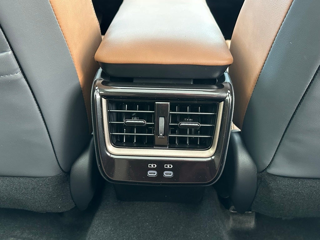 2026 Toyota Crown Signia Limited