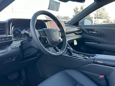 2025 Toyota Crown Signia XLE