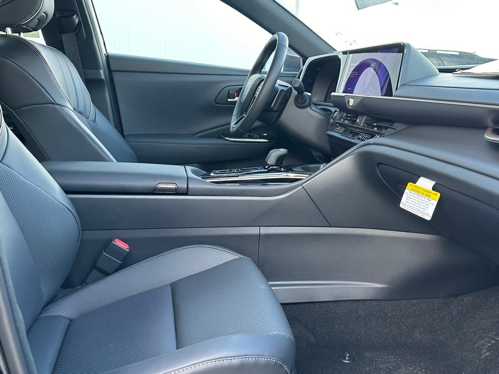 2025 Toyota Crown Signia XLE