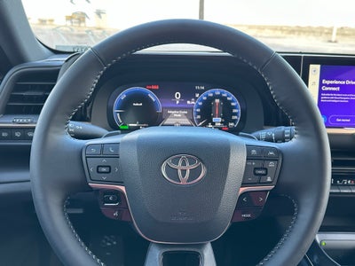 2025 Toyota Crown Signia XLE