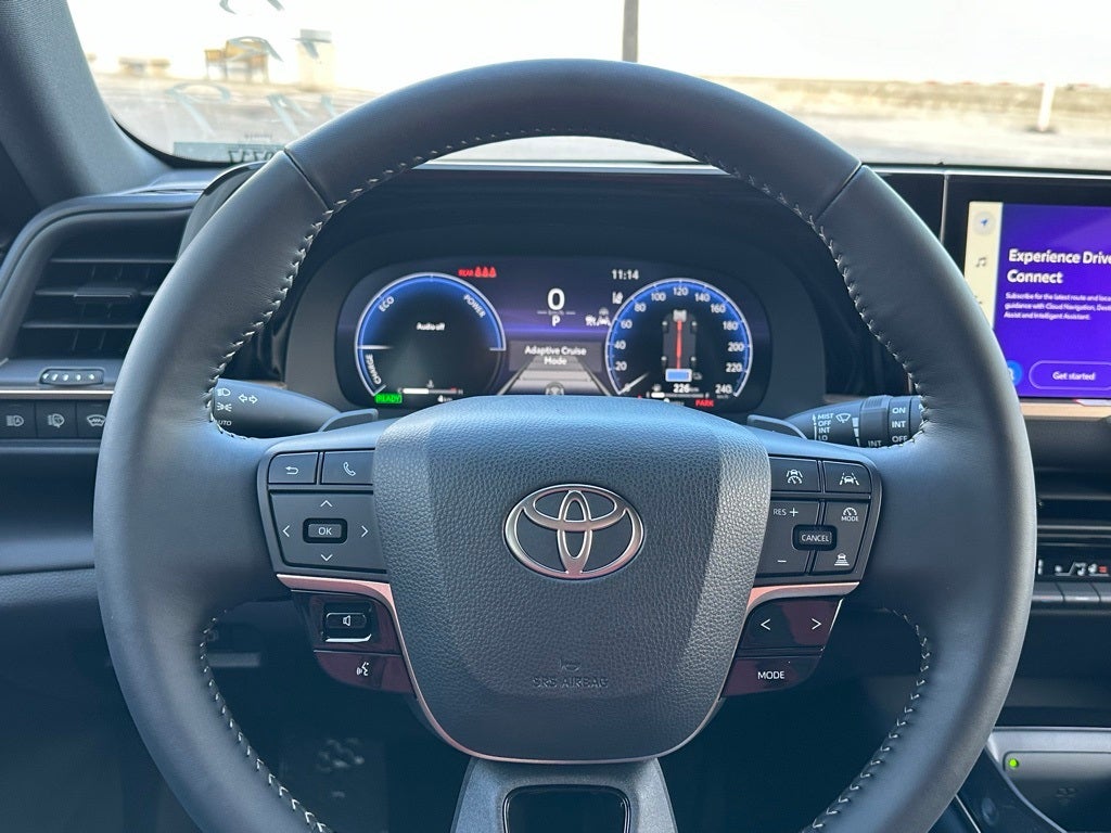 2025 Toyota Crown Signia XLE