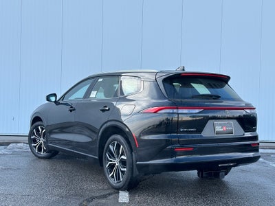 2025 Toyota Crown Signia XLE