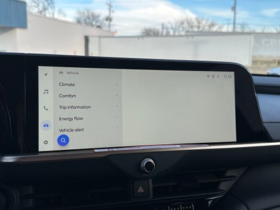 2025 Toyota Crown Signia XLE