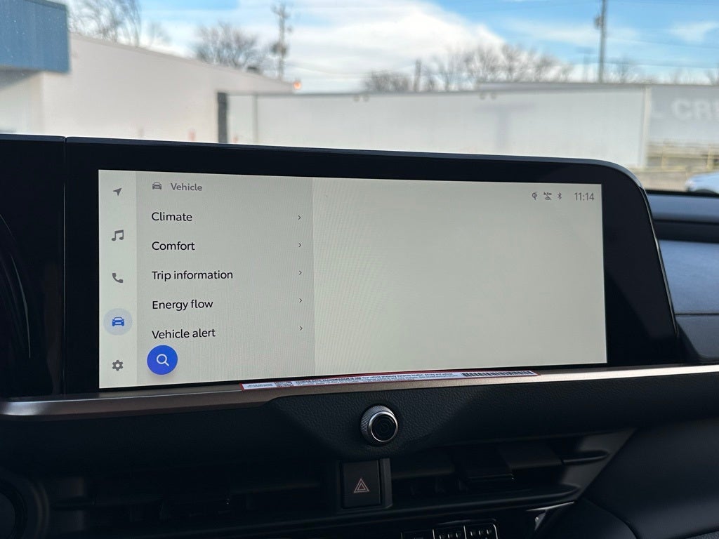 2025 Toyota Crown Signia XLE