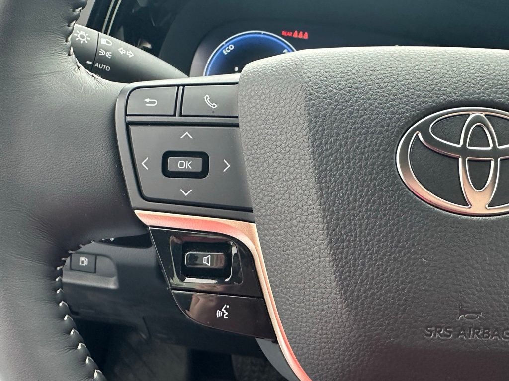 2025 Toyota Crown Signia Limited