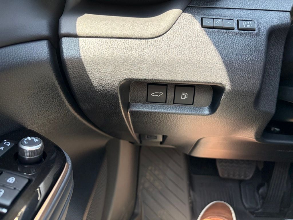 2026 Toyota Crown Signia Limited