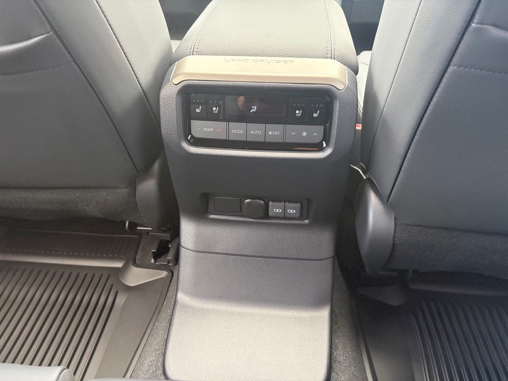 2027 Toyota Land Cruiser Base