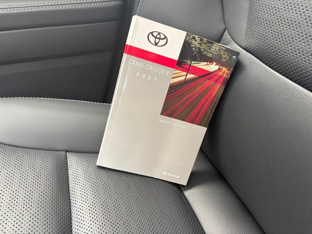 2027 Toyota Land Cruiser Base