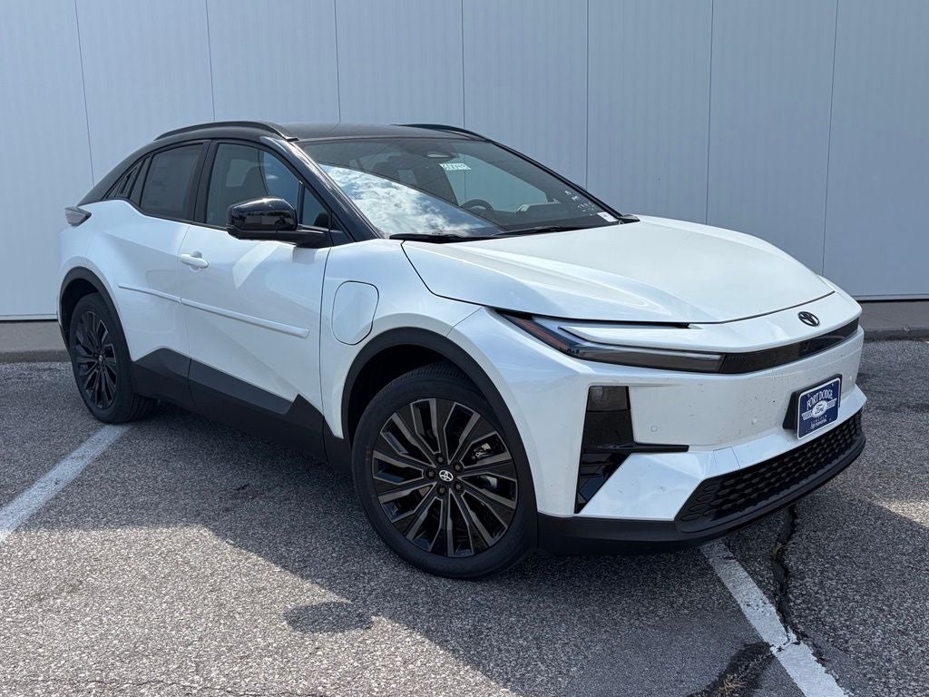 2026 Toyota C-HR XSE Electric