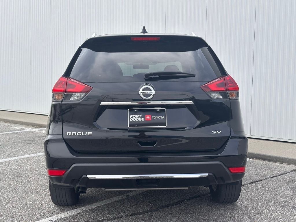 2018 Nissan Rogue SV