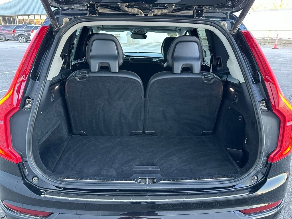 2023 Volvo XC90 B5 Core