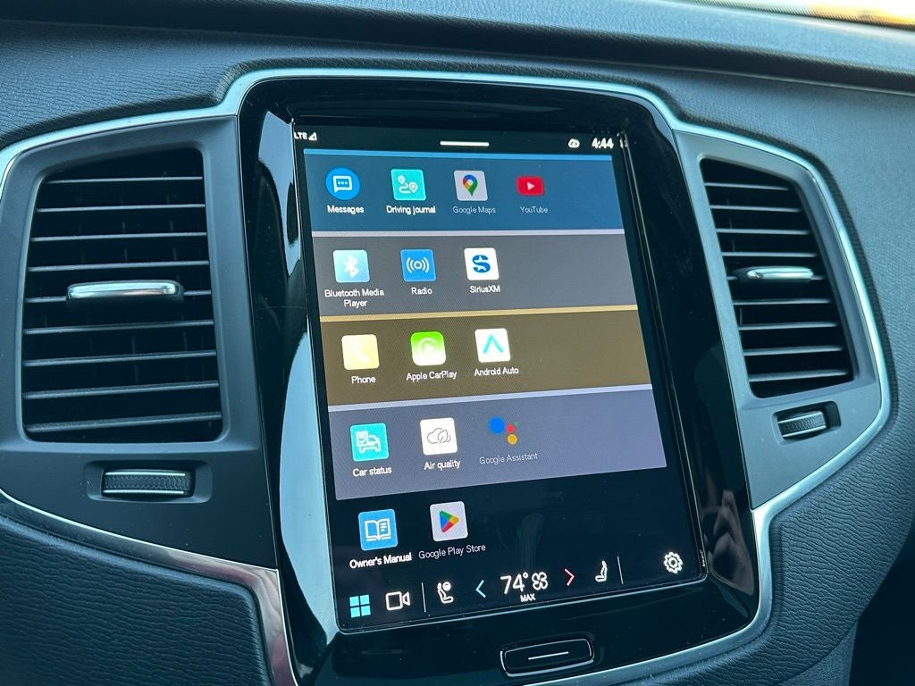 2023 Volvo XC90 B5 Core