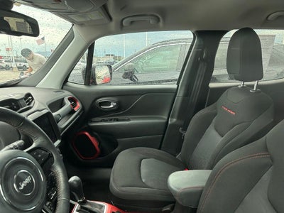 2022 Jeep Renegade Trailhawk