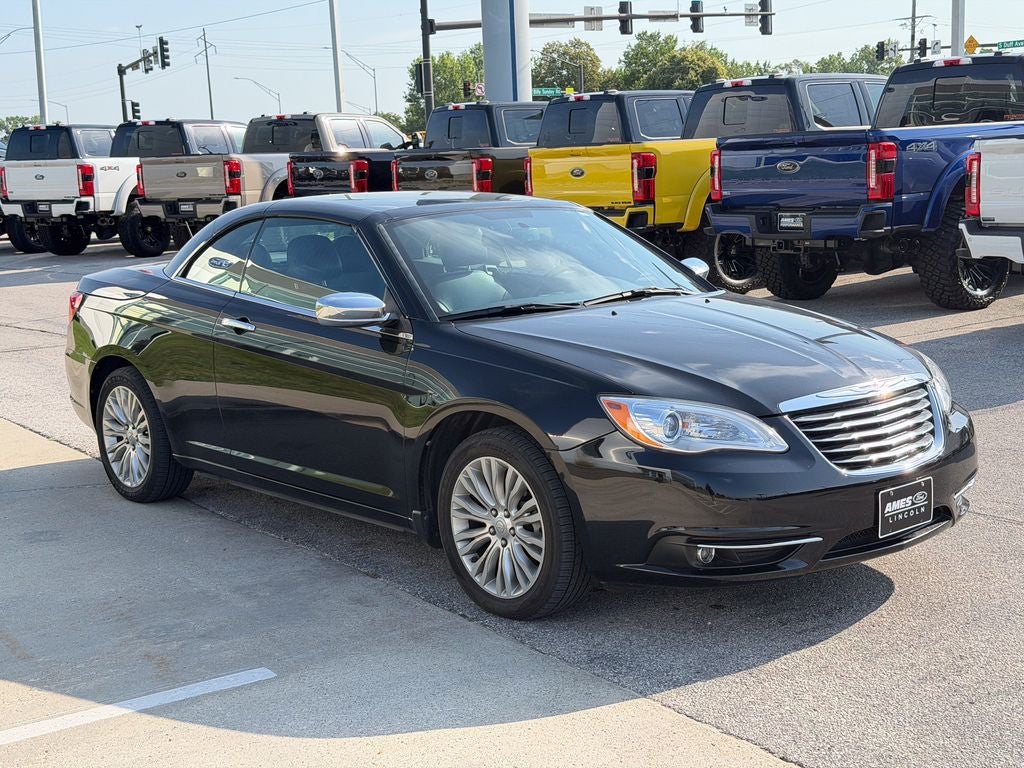 2011 Chrysler 200 Limited