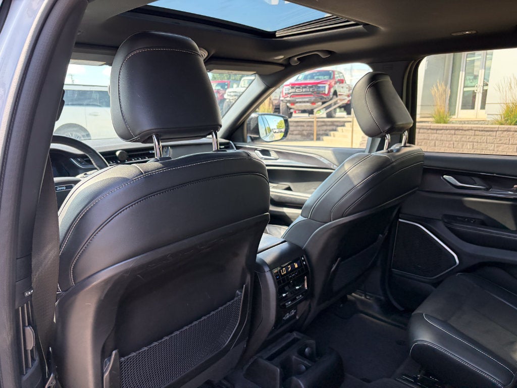 2021 Jeep Grand Cherokee L Altitude