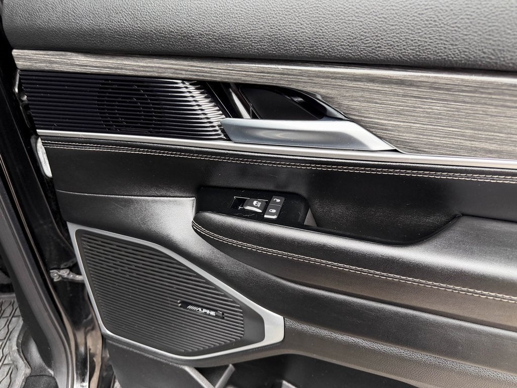 2023 Jeep Wagoneer Series III