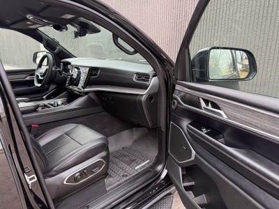 2023 Jeep Wagoneer Series III