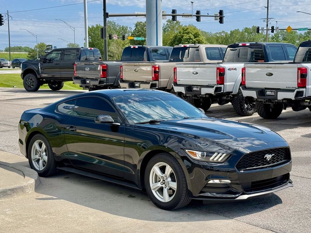 2017 Ford Mustang V6
