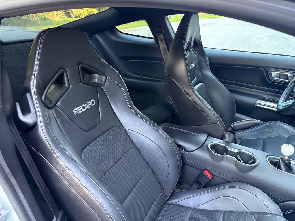 2022 Ford Mustang Mach 1