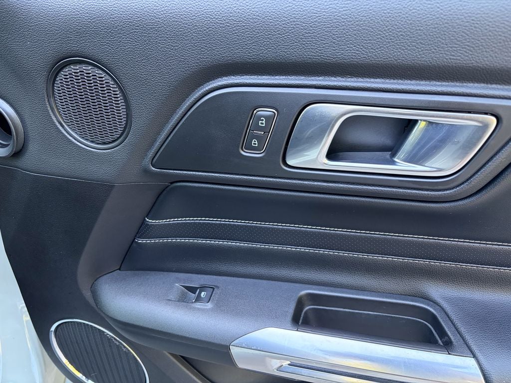 2022 Ford Mustang Mach 1