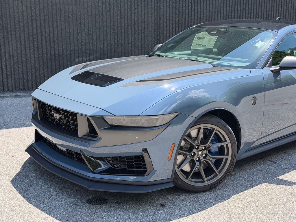 2026 Ford Mustang Dark Horse