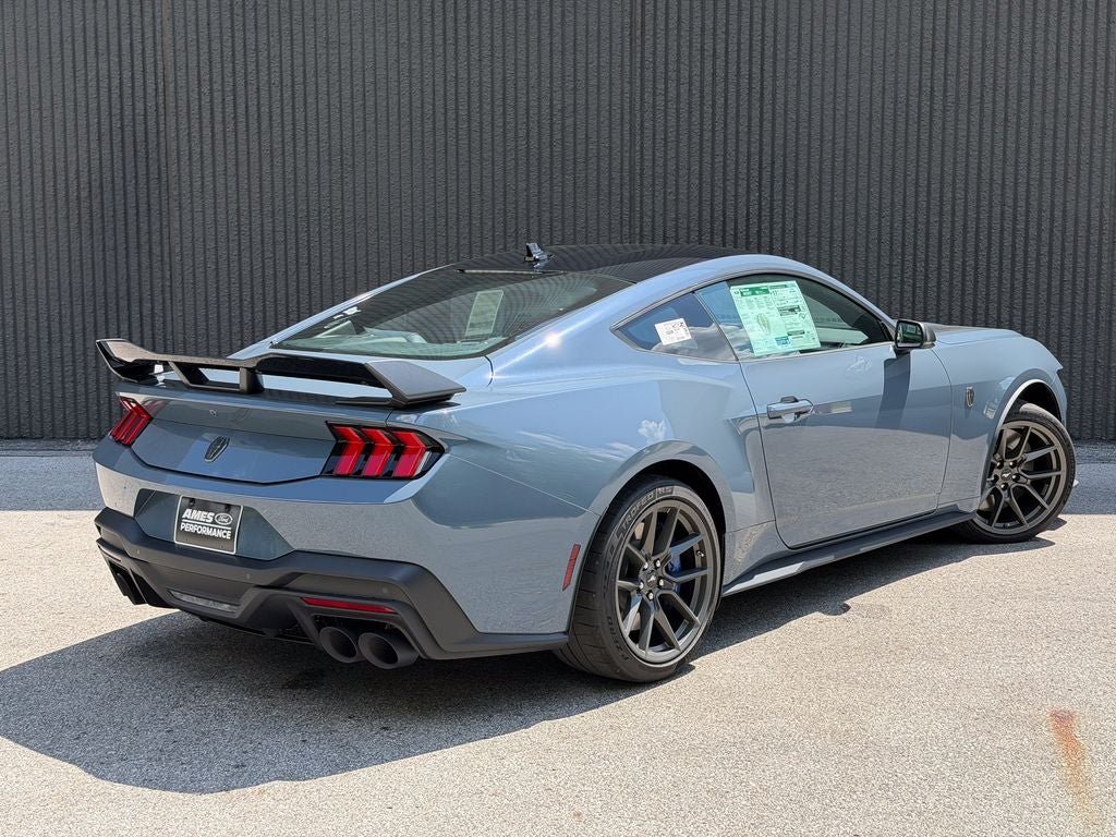 2026 Ford Mustang Dark Horse