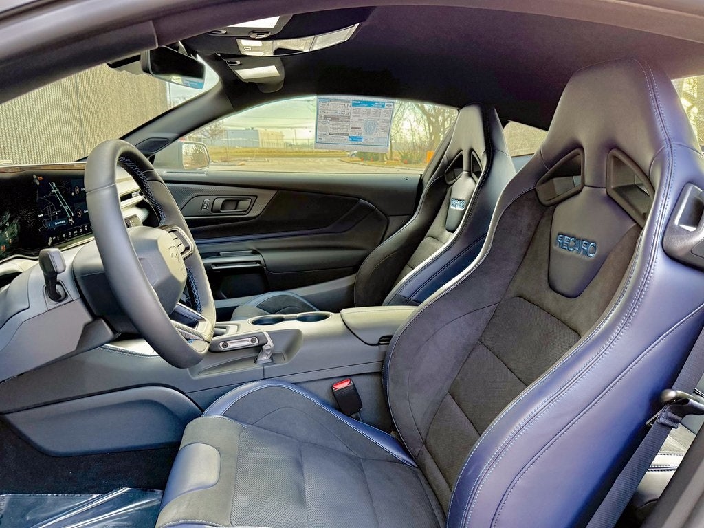 2025 Ford Mustang Dark Horse