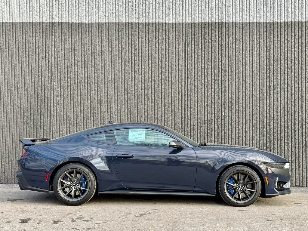 2025 Ford Mustang Dark Horse
