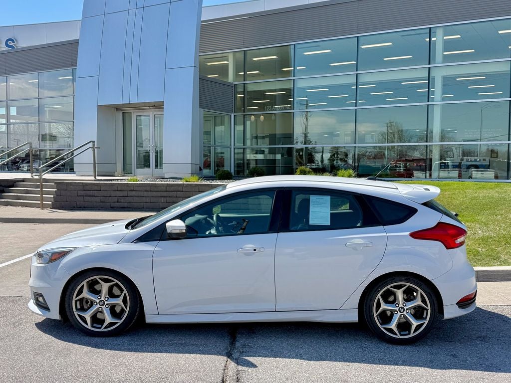 2016 Ford Focus ST