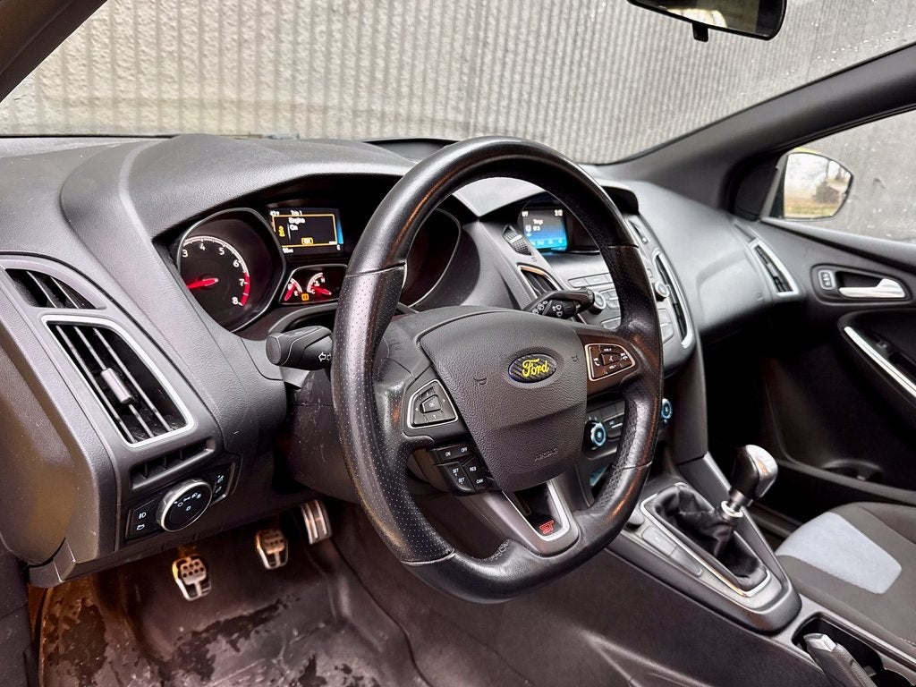 2018 Ford Focus ST