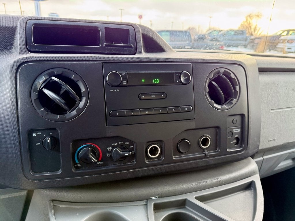 2011 Ford E-450SD Base