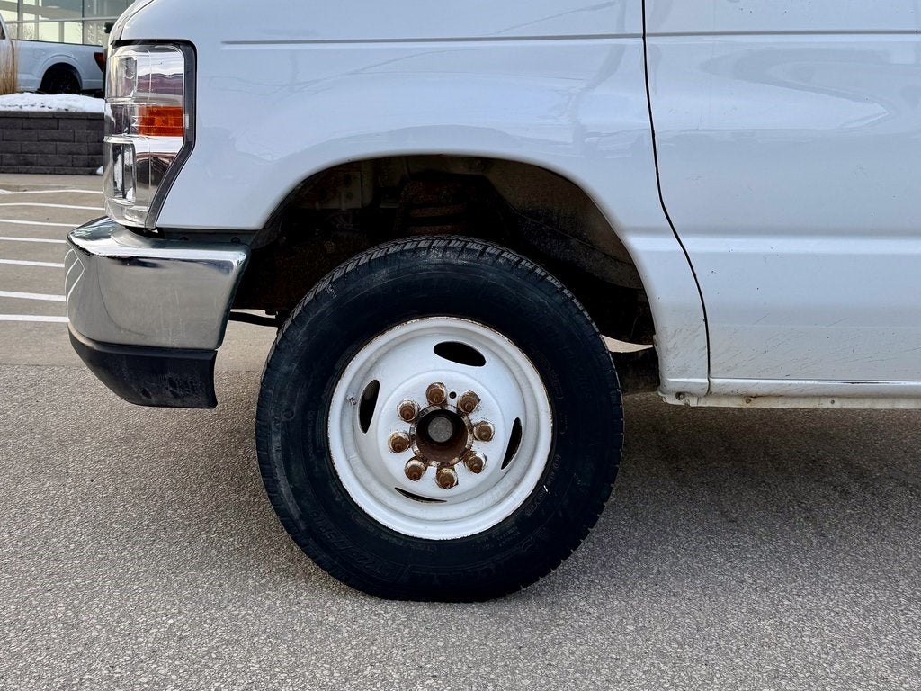 2011 Ford E-450SD Base