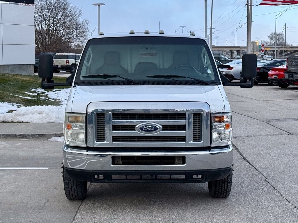 2011 Ford E-450SD Base