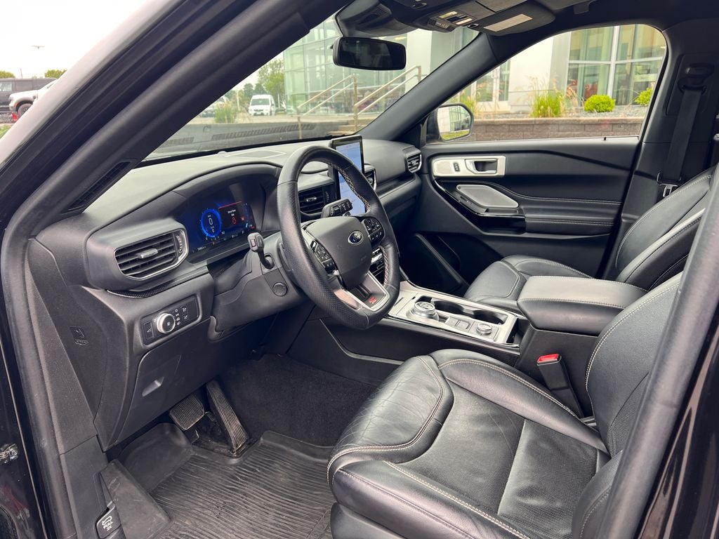 2022 Ford Explorer ST