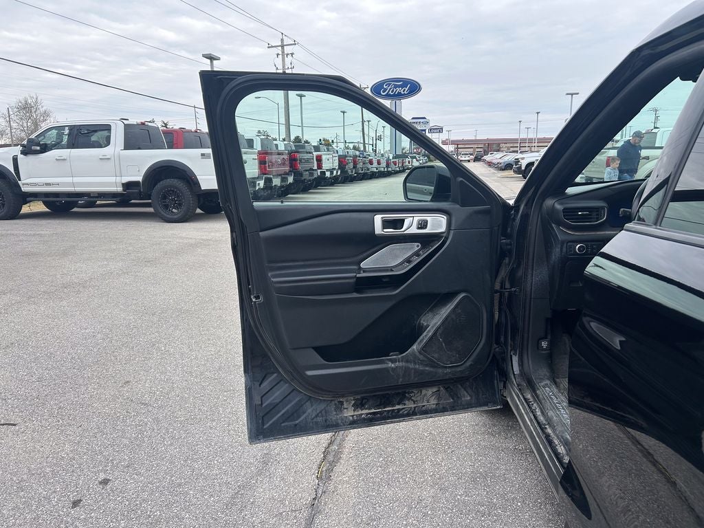 2021 Ford Explorer Platinum