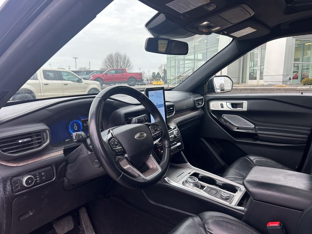 2021 Ford Explorer Platinum