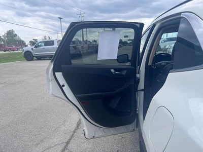 2020 Ford Escape Hybrid Titanium