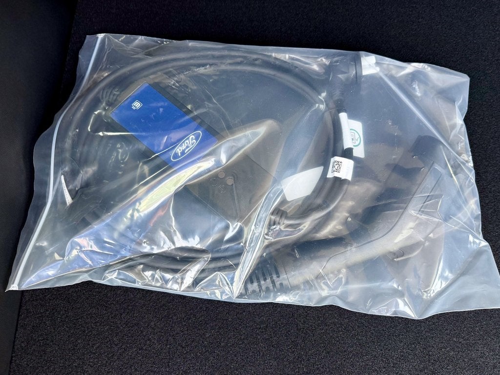 2025 Ford Escape Plug-In Hybrid Base