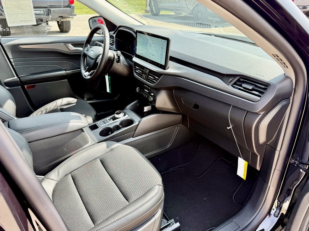 2025 Ford Escape Plug-In Hybrid Base