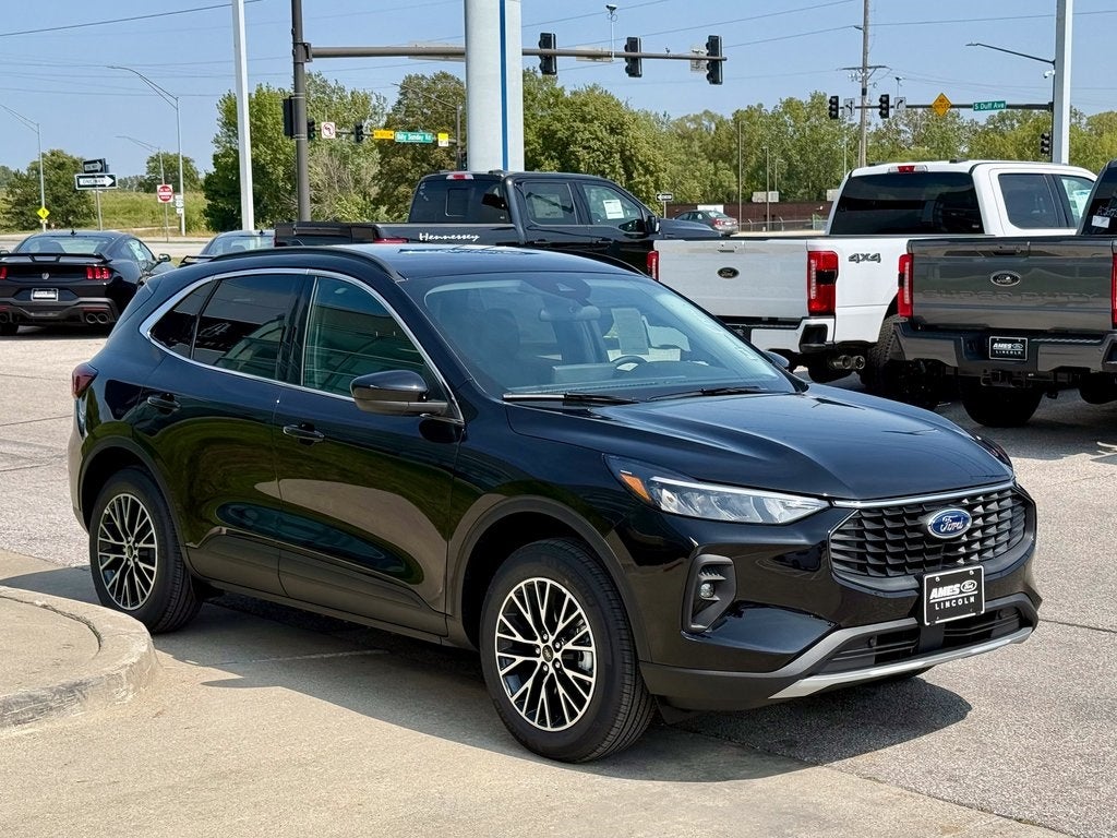2025 Ford Escape Plug-In Hybrid Base