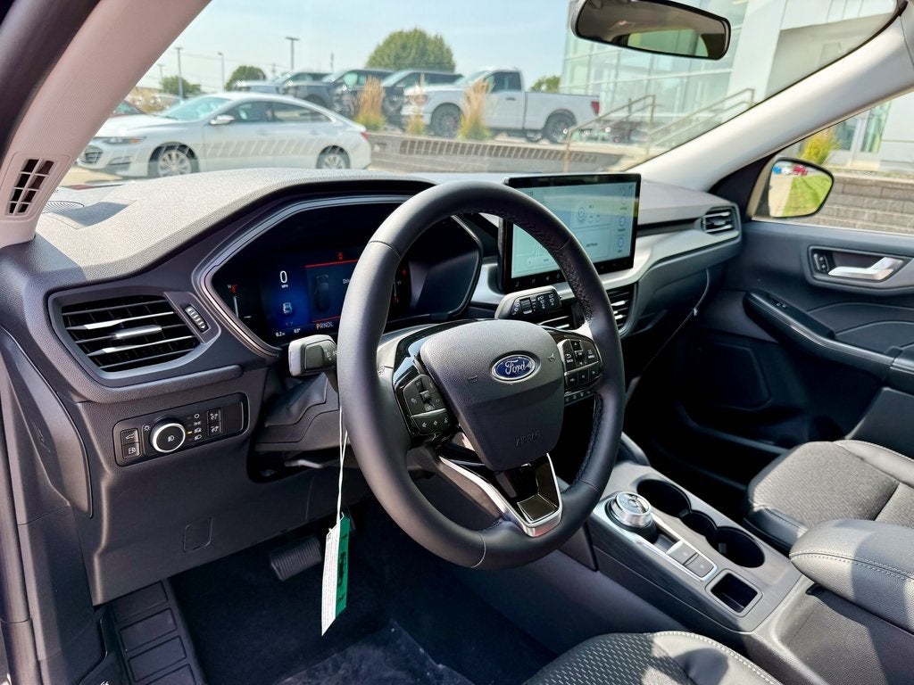 2025 Ford Escape Plug-In Hybrid Base