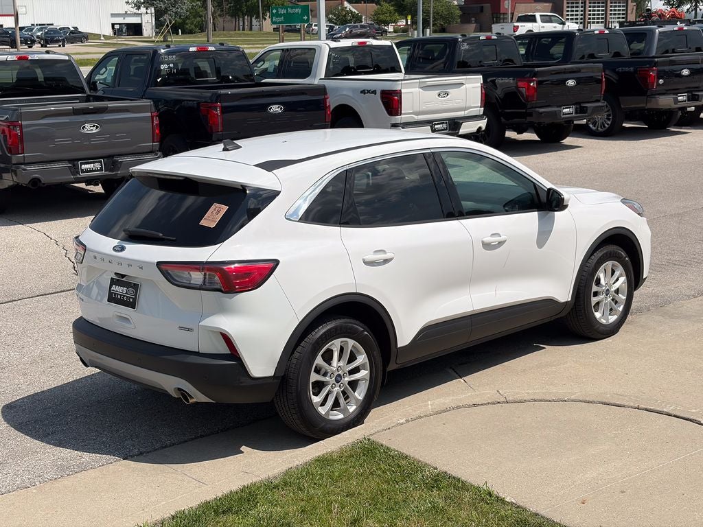 2021 Ford Escape Hybrid SE