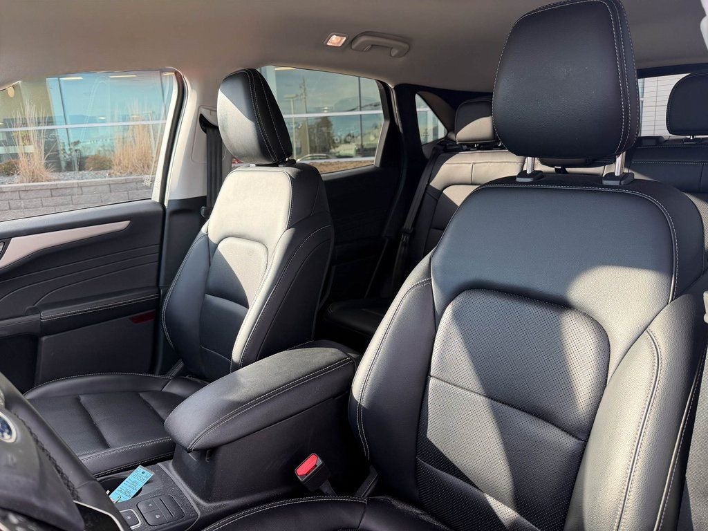 2021 Ford Escape SEL